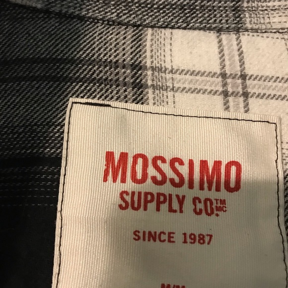 Flannel - Picture 3 of 3